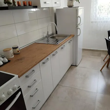 דירה Mirijana *