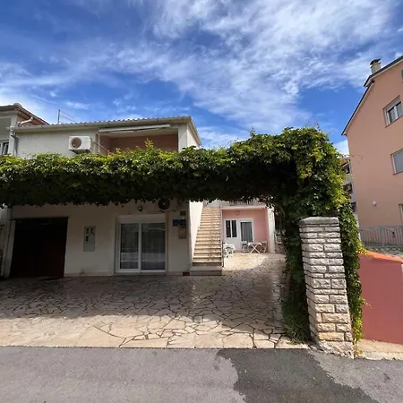 Apartment Mirijana Pula
